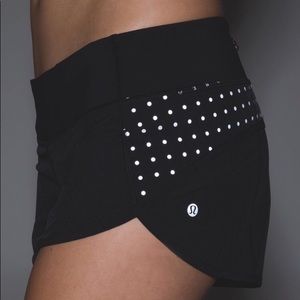 Speed Shorts Reflective Dot